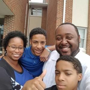 Meet your Posher, Cameron